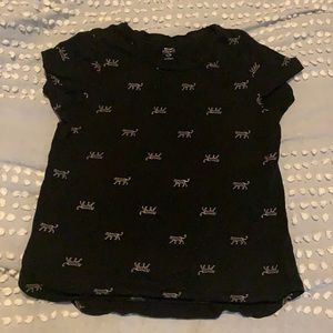 Old navy shirt size L 🌸10for10$🌸